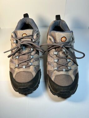 Merrell Gray and Black Low-Cut Hiking Shoes